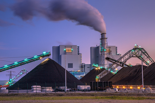 Nuevo carbón alimentación en Eemshaven planta photo