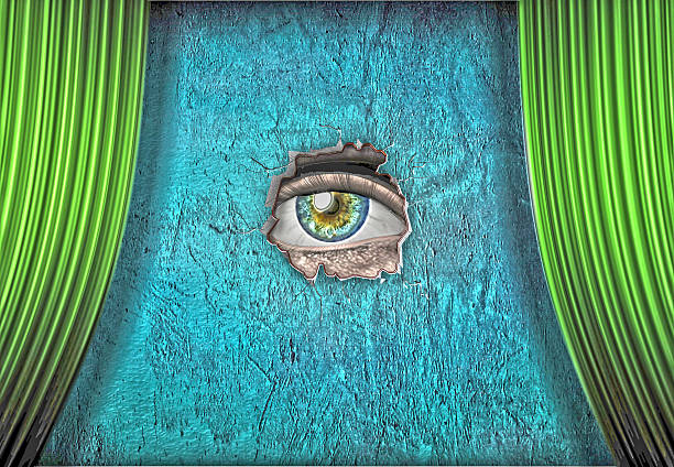 auge blickt von grünen lauschigen bühne - broadway stage theater performance bizarre stock-fotos und bilder