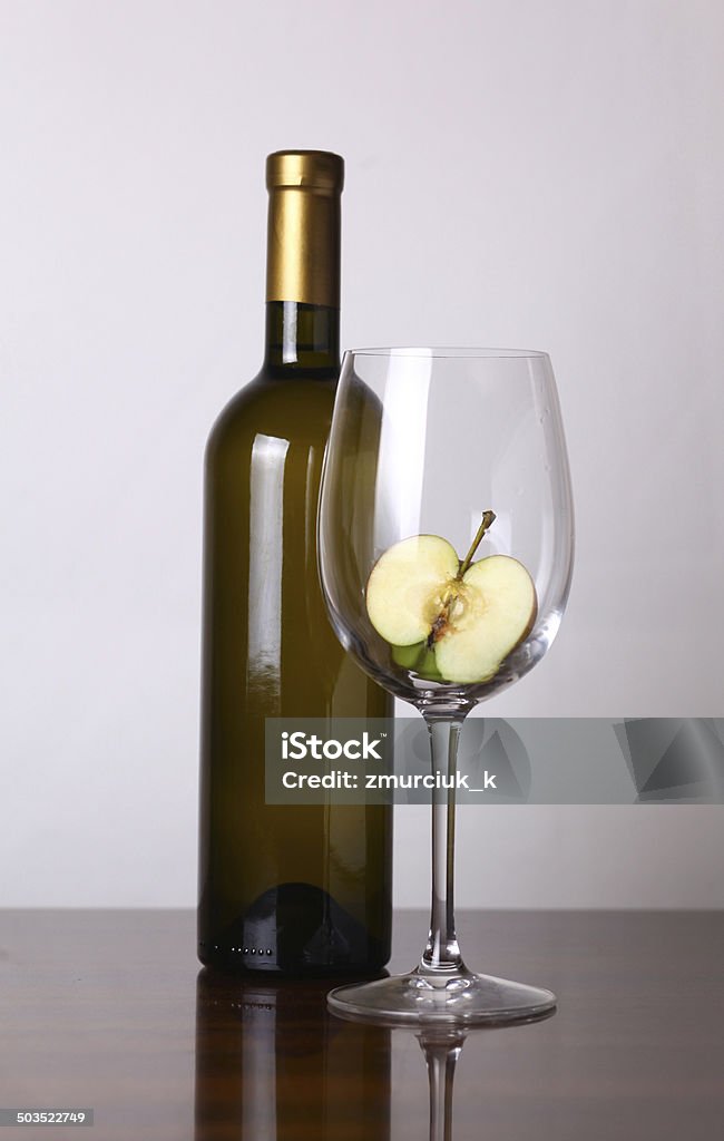 Vin blanc et à la pomme - Photo de Alcool libre de droits