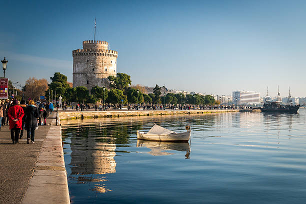 a torre branca, cidade de salónica, grécia - central greece imagens e fotografias de stock