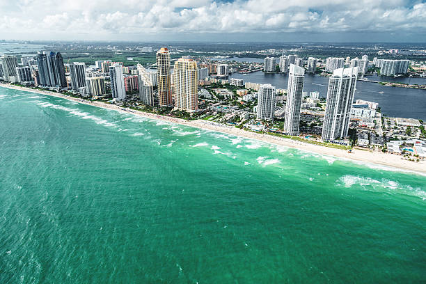 vista aérea de la ciudad de fort lauderdale - fort lauderdale florida miami florida beach fotografías e imágenes de stock