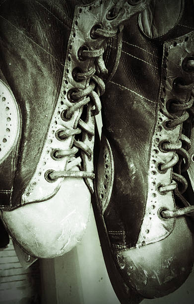 istock Vintage Ice Skates 503617906