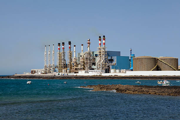 água do mar fábrica de dessalinização - desalination imagens e fotografias de stock