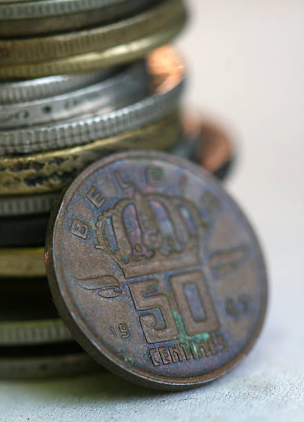 ancienne pièce de belgia - swiss currency coin swiss francs swiss coin photos et images de collection