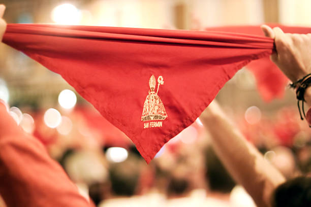 en fiesta de san fermín. pamplona - bushman fotografías e imágenes de stock