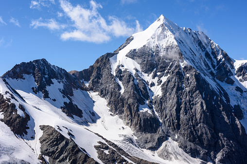 The Königspitze (It.  Gran Zebrù) is the second highest mountain in the Ortler Alps (3851 m). View from the mountain Hintere Schöntaufspitze  (It. Punta Beltovo di Dentro) at a height of 3325 m.