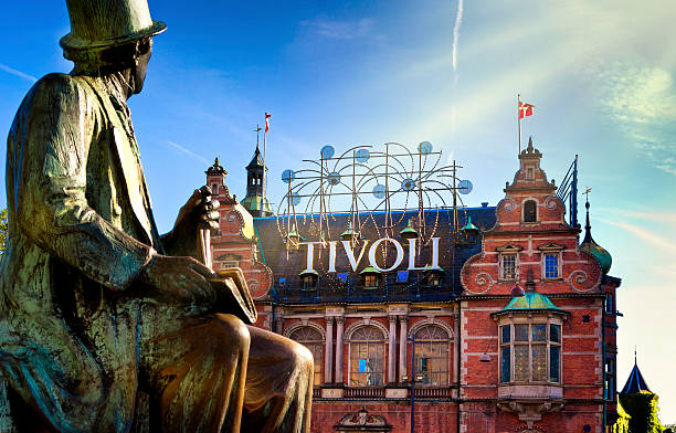 tivoli garden kopenhadze - tivoli copenhagen denmark danish culture zdjęcia i obrazy z banku zdjęć