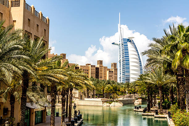 madinat jumeirah에 - madinat jumeirah hotel 뉴스 사진 이미지