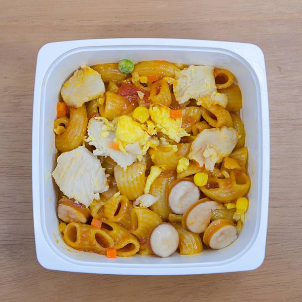 istock Baked spiral pasta with chicken 503761867