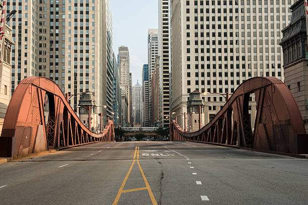 istock LaSalle Street Bridge 503787879