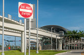 flughafen-miami-entfernt.jpg?b=1&s=170x170&k=20&c=spEyfOyirsRSzlHeT1nOn-9N6gPvtv1hPiFHb8uOP9E=