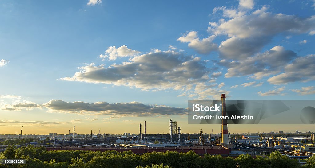 Planta de processamento de petróleo de Moscovo - Royalty-free Abastecer Foto de stock