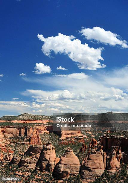 Colorado National Monument Stockfoto und mehr Bilder von Amerikanische Kontinente und Regionen - Amerikanische Kontinente und Regionen, Ansicht aus erhöhter Perspektive, Bergbau