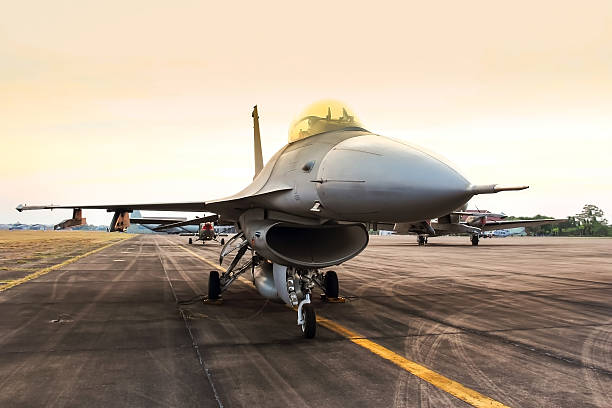 istock f16 falcon fighter jet 503867088