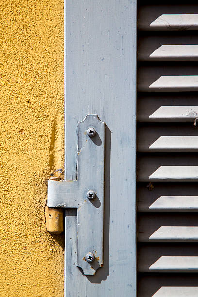 istock besnate window   wood venetian blind  concrete  brick 503888129