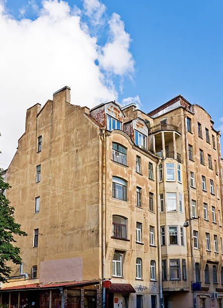 istock Old brick living house 503917575