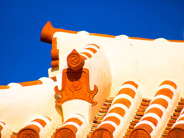 istock Stucco Roof of Shurei Gate 503945015