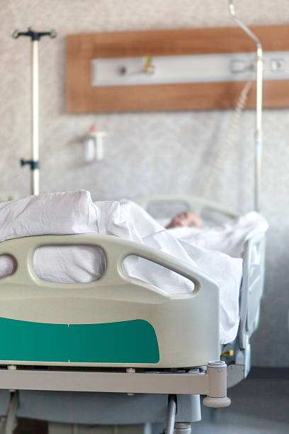 istock Senior women in hospital 503946777
