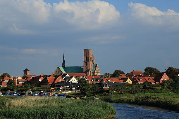 Ribe Domkirke cathedral, Denmark The medieval cathedral of Ribe in southern Jutland plays an important role in Christianity in Denmark. ribe town photos stock pictures, royalty-free photos & images