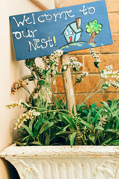 istock Welcome sign to home 503947373