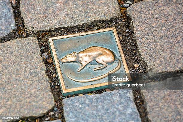 Rats Motif As Paving Stone In Hameln Stock Photo - Download Image Now - Hameln, Rat, Street