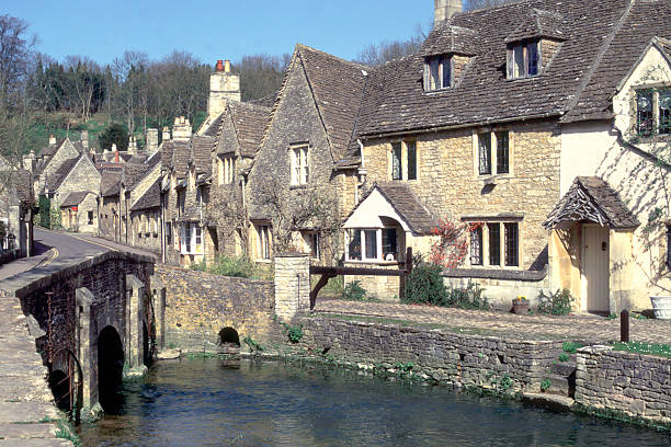 istock Picturesque Cotswolds, Castle Combe 504004130