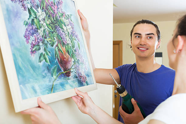 istock Couple hanging art picture 504008360