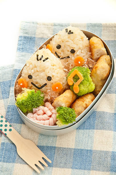 istock Lunch of chestnut motif 504037238