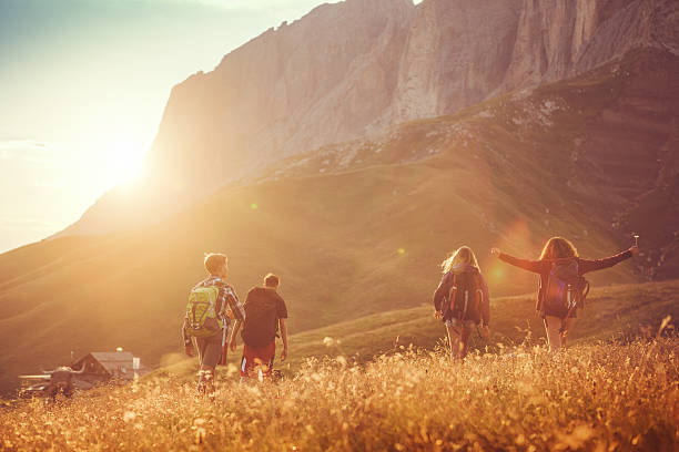 istock Adventures on the Dolomites: group of friends 504039758