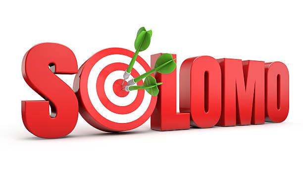 istock social local mobile - solomo 504056173