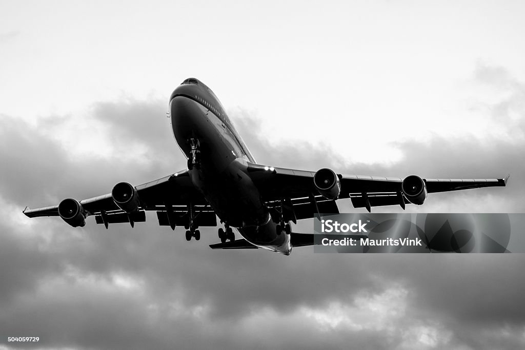 XL commerciale atterraggio aereo - Foto stock royalty-free di Aereo aziendale