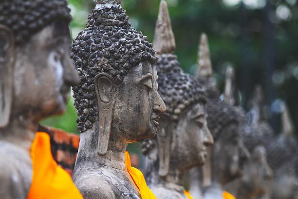 o buda - monkhood - fotografias e filmes do acervo