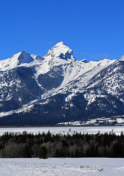 buck mountain in den grand tetons - west rock ridge stock-fotos und bilder