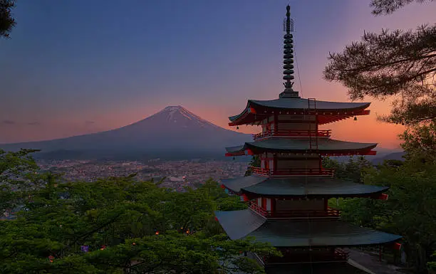 Red Pagoda and Fujisan