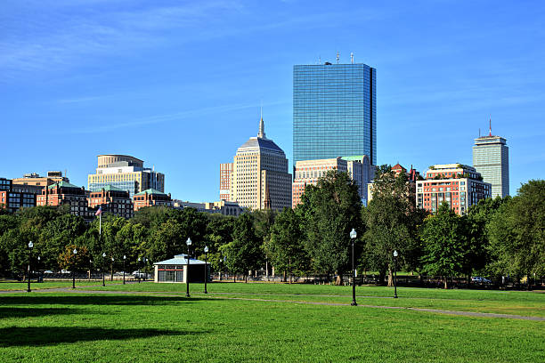 Boston Common Park Gardens with Boston Skyline Boston Common Park Gardens with Boston Skyline prudential tower stock pictures, royalty-free photos & images