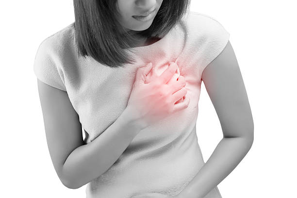 ataque cardíacos - human hand help pain heart attack fotografías e imágenes de stock