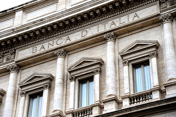 фасад банк италии - italy finance debt crisis стоковые фото и изображения