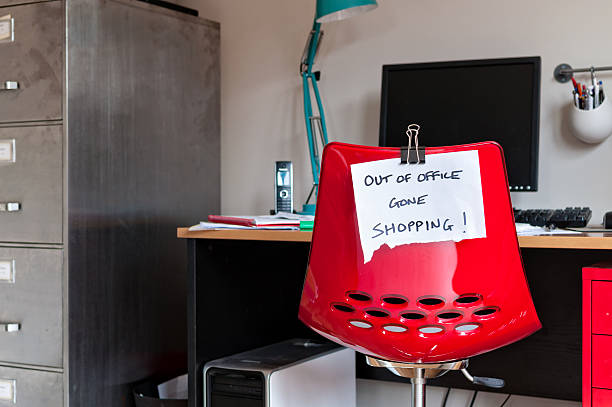 istock Out of Office. Gone Shopping! 504236993