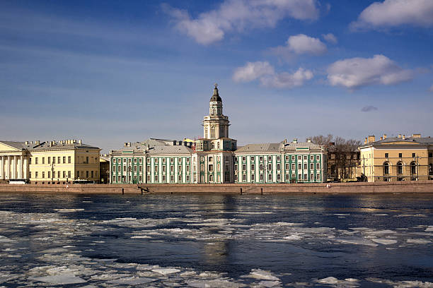 Kunstkammer in Petersburg in early spring, when the ice is floating on the Neva