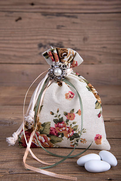istock Fabric pouch wedding favor 504243746