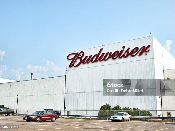 Budweiser Plant Stock Photo - Download Image Now - Anheuser-Busch Brewery - Missouri, Anheuser-Busch InBev, Brewery