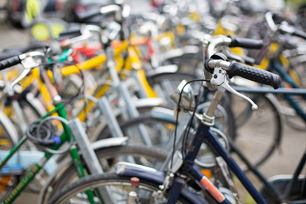 istock Bike rental service 504339027