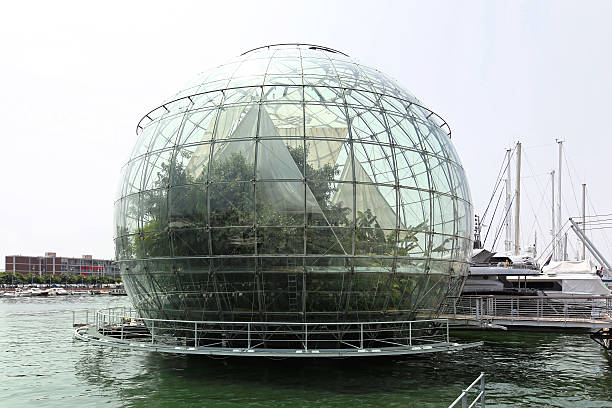 Biosphere globe Genoa Biosphere globe tropical greenhouse in port of Genoa geodesic dome stock pictures, royalty-free photos & images