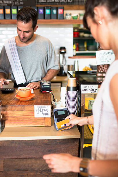 istock Contactless payment in coffee shop 504373788