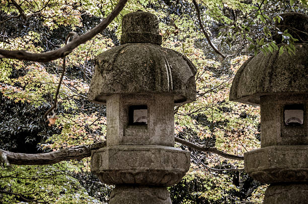 분재 stone 등 - sculpture feng shui stone zen like 뉴스 사진 이미지