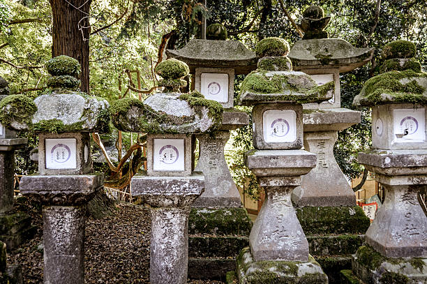 분재 stone 등 - sculpture feng shui stone zen like 뉴스 사진 이미지