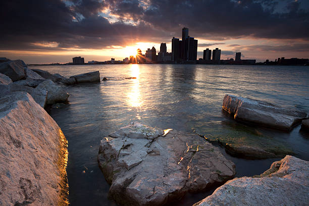 istock Detroit Michigan USA  Evening light 504386144