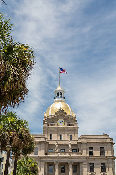 istock Gold Dome on Savannah City Hall 504400243