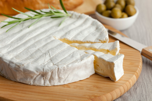 Queso Brie fresco photo