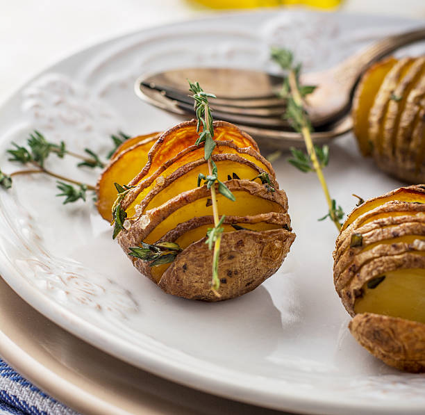 istock Accordion baked potatoes 504489982